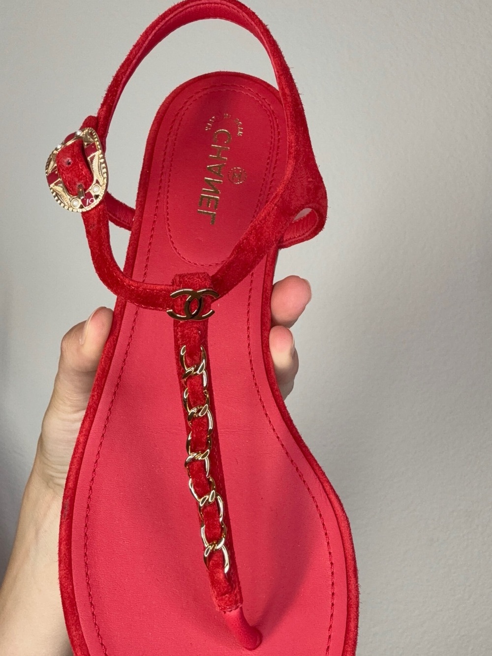CHANEL Red Velvet Chain T-Strap Sandals with Gold Accents